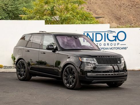 Used 2023 Land Rover Range Rover SE AWD/4WD image 4