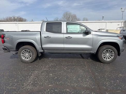 New 2026 Chevrolet Colorado LT w/ LT Convenience Package AWD/4WD image 2