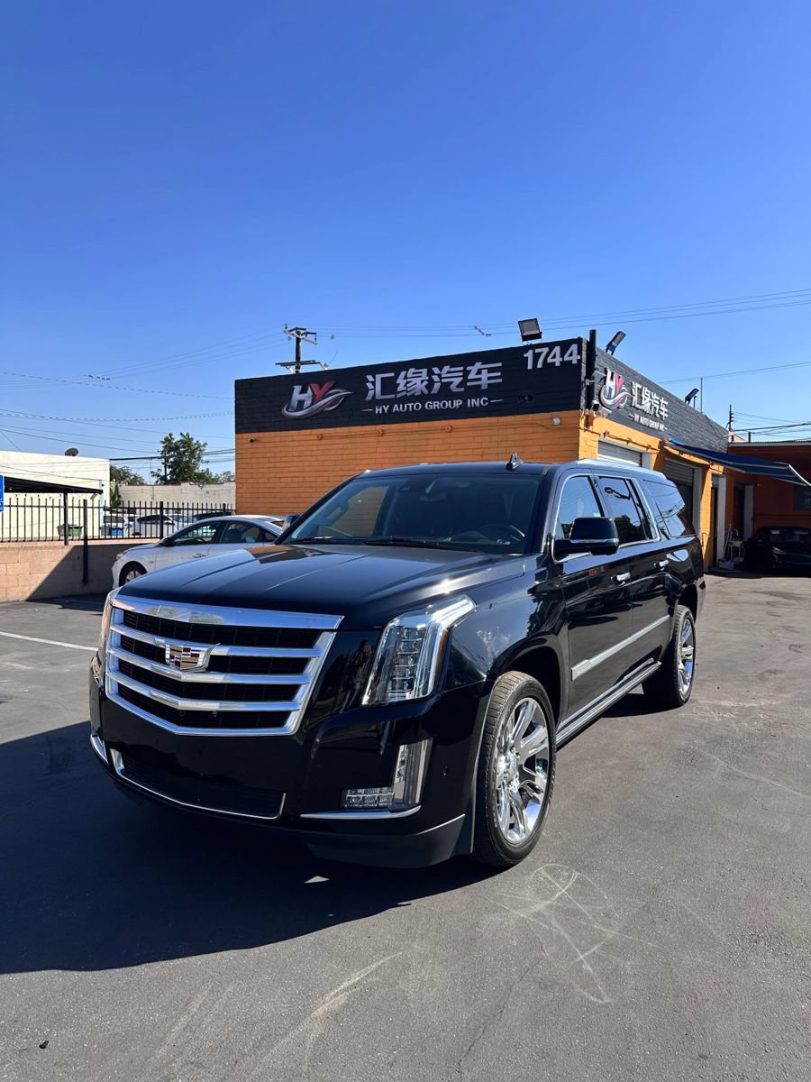 Used 2020 Cadillac Escalade ESV Premium Luxury AWD/4WD image 1