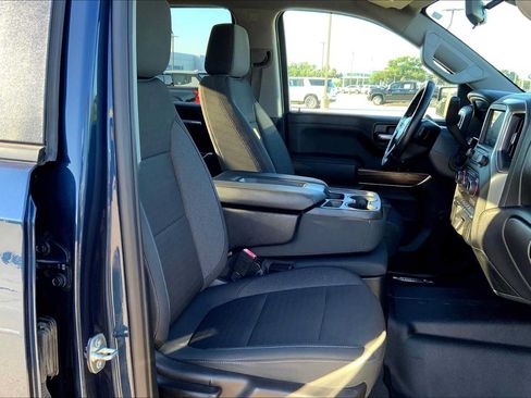 Used 2020 Chevrolet Silverado 1500 LT Trail Boss w/ Convenience Package AWD/4WD image 9