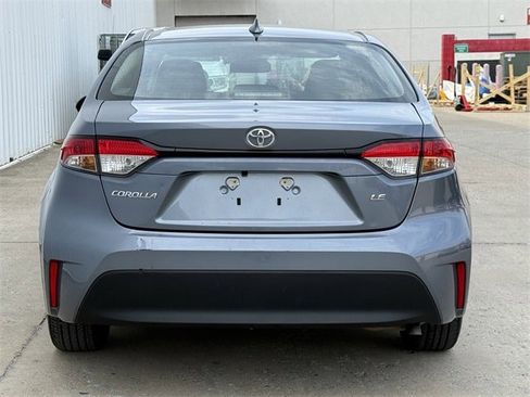 Used 2024 Toyota Corolla LE image 5