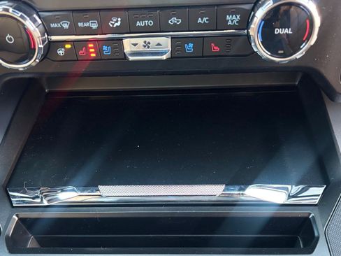 New 2026 Ford F250 Lariat w/ Chrome Package image 68