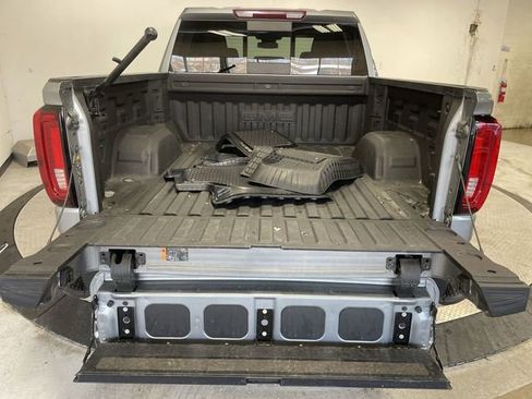 Used 2023 GMC Sierra 1500 SLT w/ SLT Premium Plus Package image 26