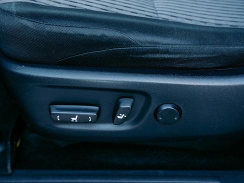 Used 2021 Toyota 4Runner SR5 image 18