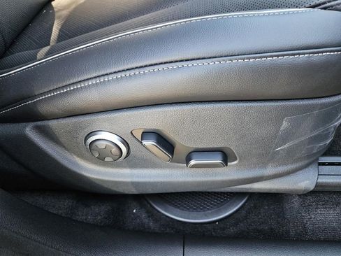 New 2026 Genesis GV80 2.5T Prestige image 9