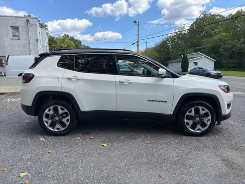 Used 2021 Jeep Compass Limited w/ Sun and Sound Group AWD/4WD image 10