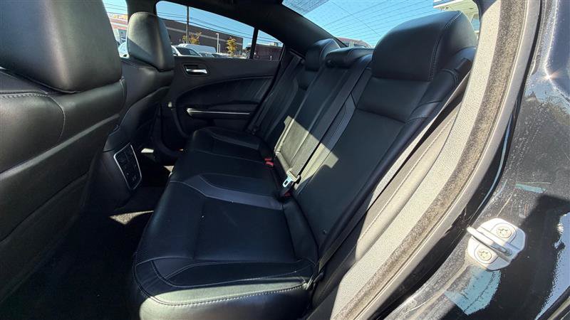 Used 2018 Dodge Charger R/T w/ Navigation & Travel Group RWD image 45