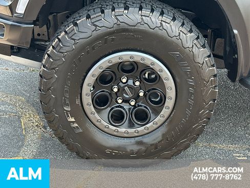 Used 2025 Ford F150 Raptor AWD/4WD image 12