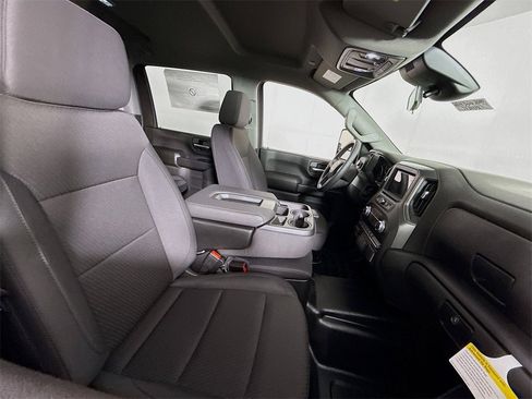 New 2026 GMC Sierra 2500 Pro w/ Convenience Package image 19