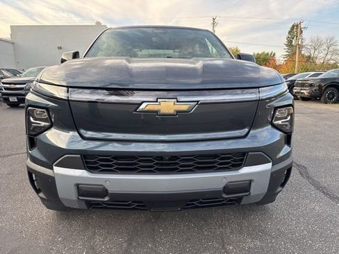 New 2026 Chevrolet Silverado EV LT w/ Premium Package image 10