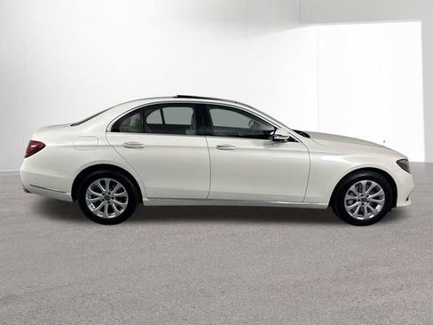Used 2020 Mercedes-Benz E 350 4MATIC Sedan image 36