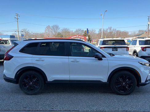 Used 2026 Honda CR-V Sport Touring image 8