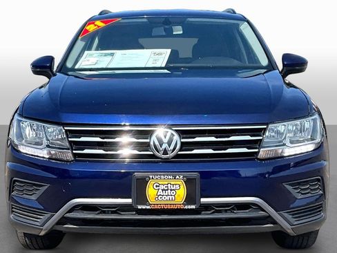 Used 2021 Volkswagen Tiguan SE FWD image 3