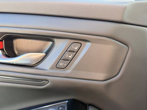 Used 2024 Honda Accord Touring image 29