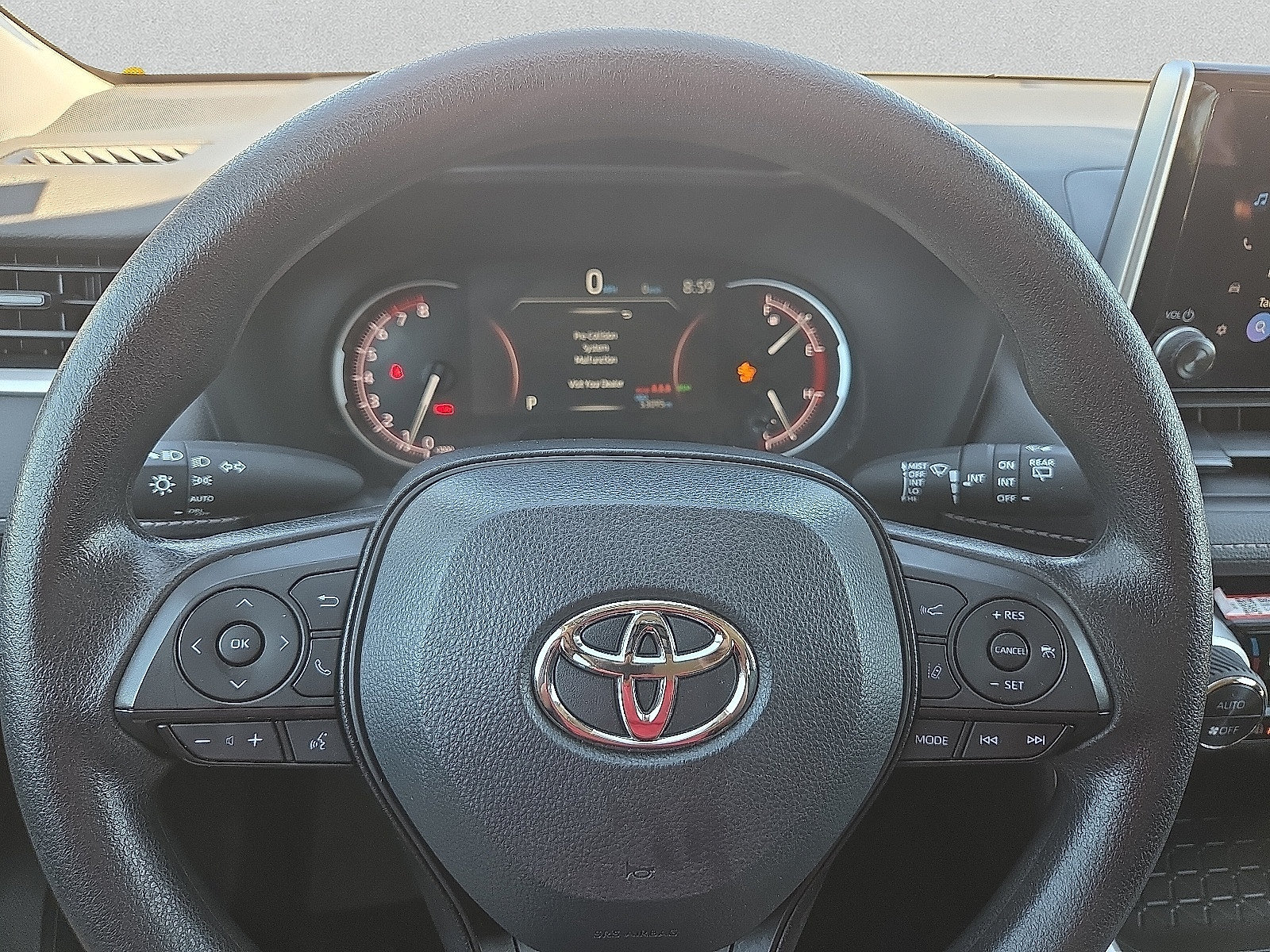 Used 2025 Toyota RAV4 XLE FWD image 24