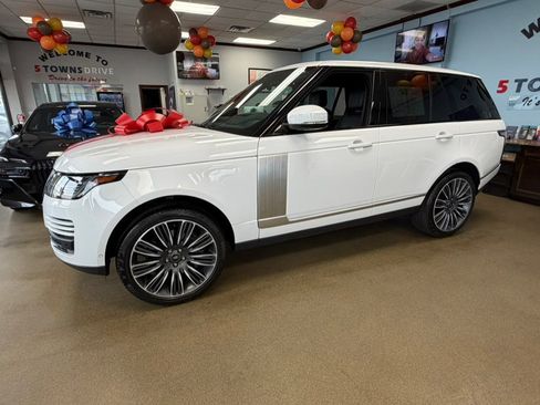 Used 2021 Land Rover Range Rover Westminster Edition image 8
