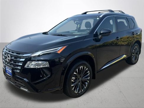 New 2026 Nissan Rogue Platinum w/ Platinum Premium Package AWD/4WD image 2