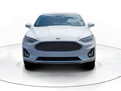 Used 2019 Ford Fusion Titanium AWD/4WD image 2