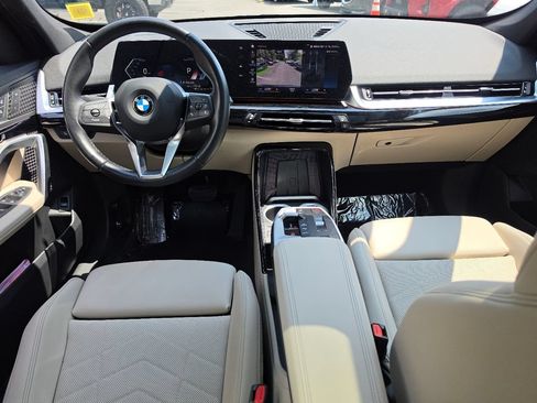 Used 2023 BMW X1 xDrive28i w/ Convenience Package AWD/4WD image 13