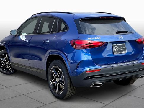 Used 2025 Mercedes-Benz GLA 250 image 4