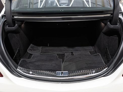 Used 2019 Mercedes-Benz S 560 Sedan image 20