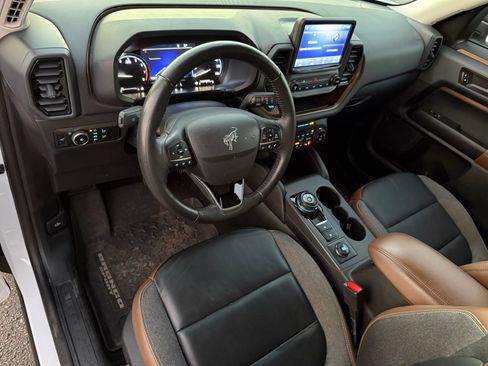 Used 2023 Ford Bronco Sport Outer Banks AWD/4WD image 12