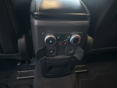 Used 2023 Ford Explorer Limited image 26