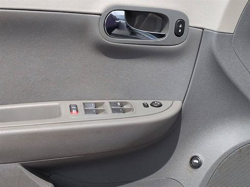 Used 2011 Chevrolet Malibu LS FWD image 13