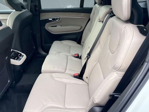 New 2026 Volvo XC90 B6 Ultra w/ Protection Package image 14