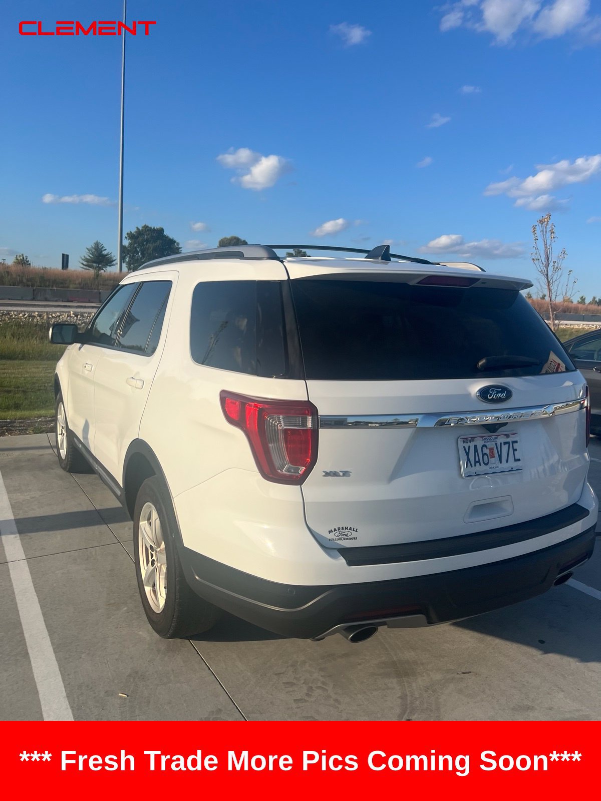 Used 2018 Ford Explorer XLT FWD image 8