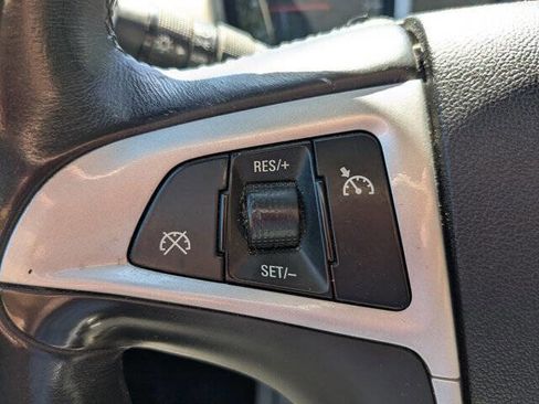 Used 2010 Chevrolet Equinox LT FWD image 18