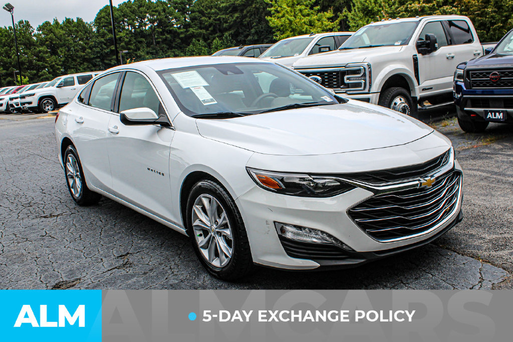 Used 2025 Chevrolet Malibu LT FWD image 3