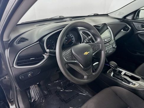 Used 2024 Chevrolet Malibu LT FWD image 15