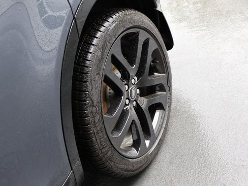 New 2025 Land Rover Discovery Sport Dynamic SE image 82