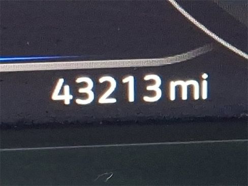 Used 2022 Volkswagen Atlas Cross Sport SE image 20