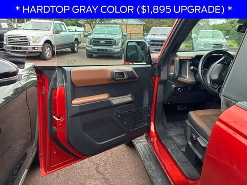 Used 2023 Ford Bronco 4-Door AWD/4WD image 14