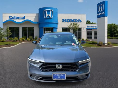 Used 2025 Honda Accord SE image 9