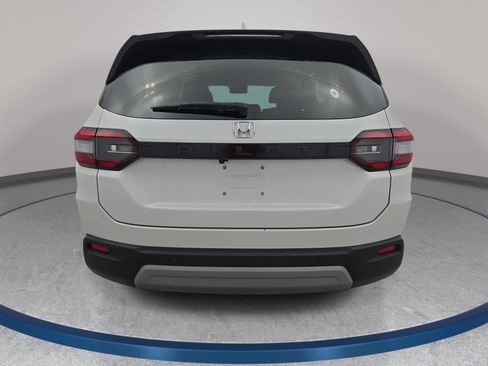 Certified 2025 Honda Pilot EX-L image 6