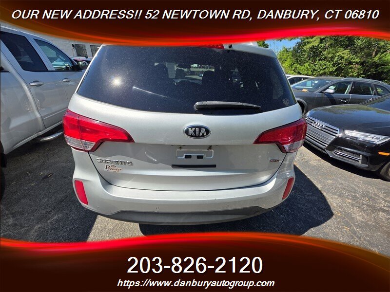 Used 2015 Kia Sorento LX AWD/4WD image 4