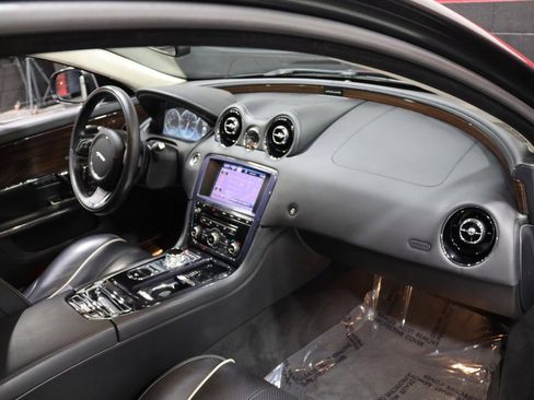 Used 2014 Jaguar XJ L Portfolio image 42