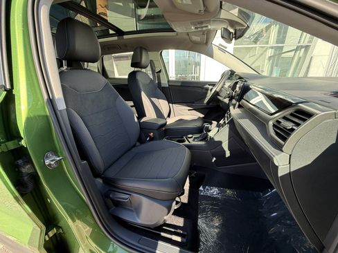 New 2026 Volkswagen Taos SE AWD/4WD image 25
