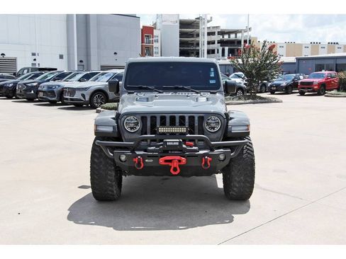 Used 2021 Jeep Gladiator Rubicon AWD/4WD image 2