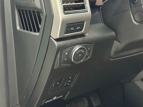 Used 2021 Ford F250 Platinum AWD/4WD image 28