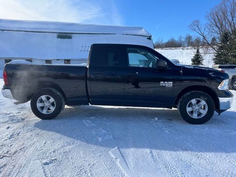 Used 2024 RAM 1500 Classic SLT image 4