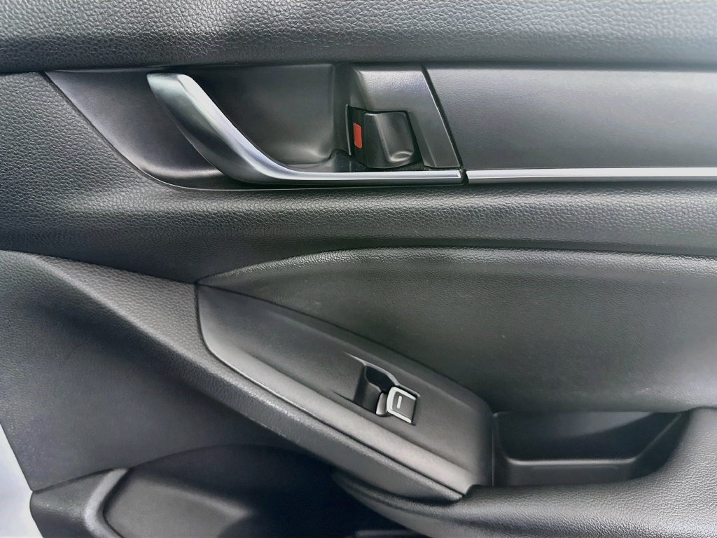 Used 2020 Honda Accord Sport image 30