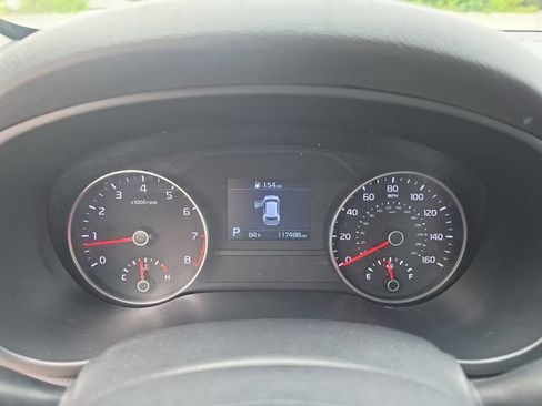 Used 2022 Kia Sportage LX FWD image 17