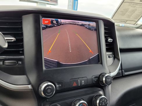 Used 2024 RAM 3500 Big Horn image 24