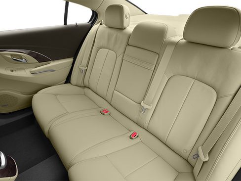 Used 2014 Buick LaCrosse Leather w/ Driver Confidence Package FWD image 17