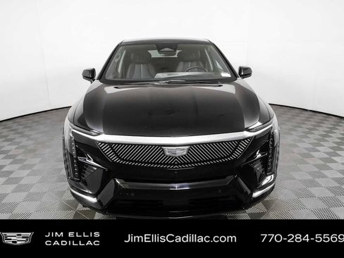 Used 2025 Cadillac Optiq Luxury 2 w/ LPO, Floor Liner Package AWD/4WD image 26