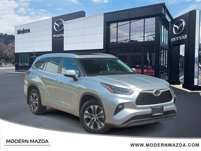 Used 2024 Toyota Highlander XLE